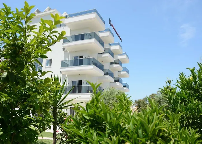 Summer Gate Hotel