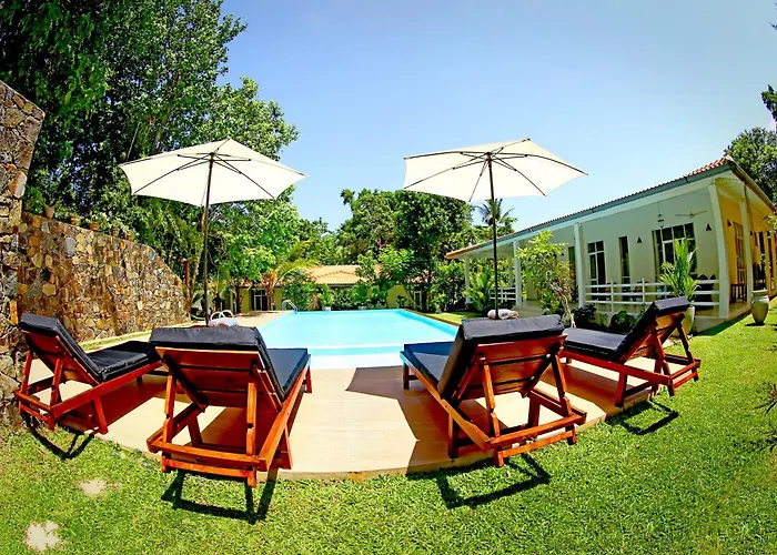 Beach Grove Villas