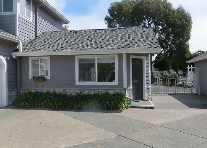 Tanbark Shores Guest Suite