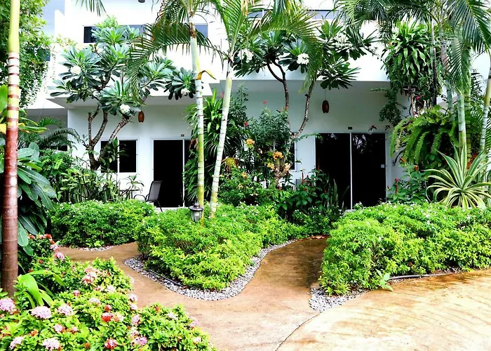Baan Sabaaidee - Adult Friendly