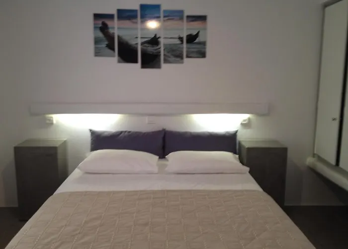 Giannoulis Apartments