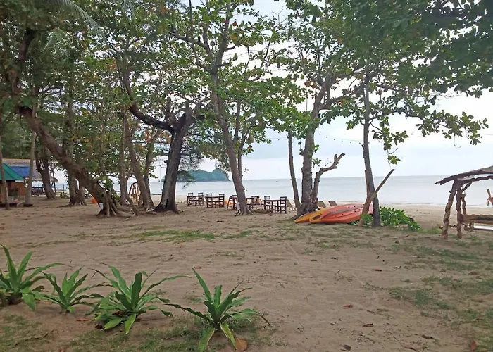 Koh Jum Delight Beach