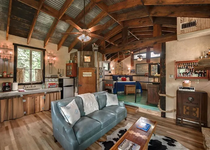 Barons Creekside