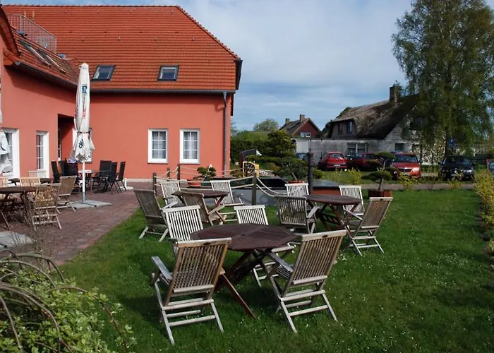 Das kleine Hotel und Ferienwohnungen auf Mönchgut!