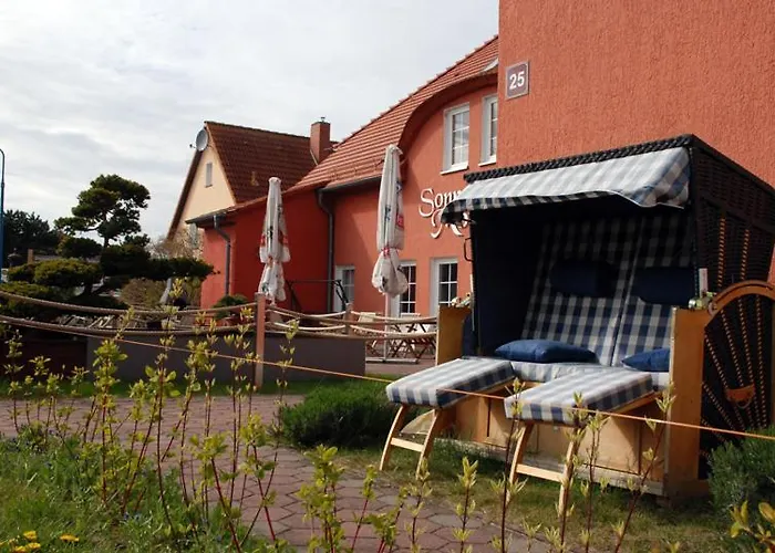 Das kleine Hotel und Ferienwohnungen auf Mönchgut!